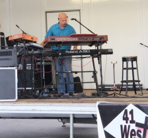 41 West Loves To Play Christian Music